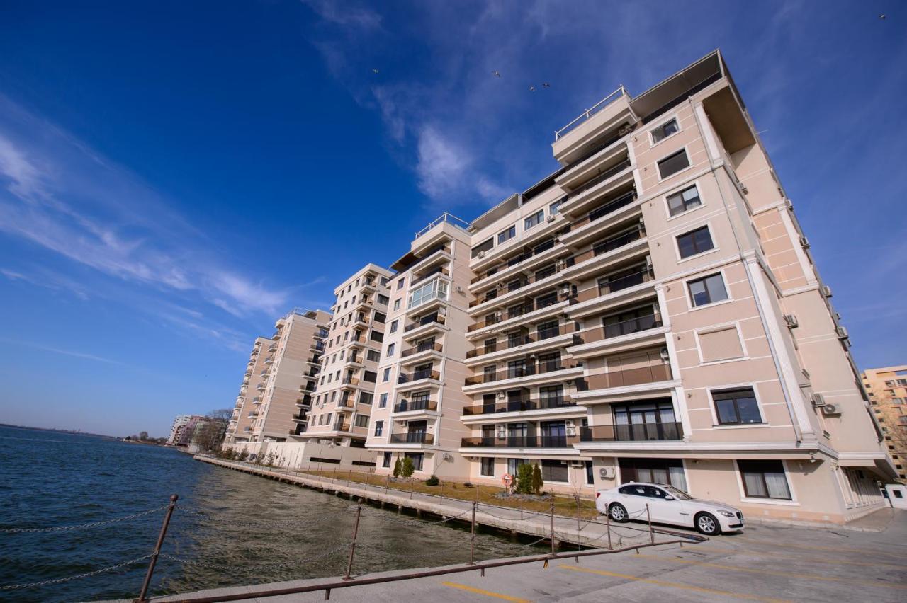 Lake Apartments Solid Mamaia Exterior foto